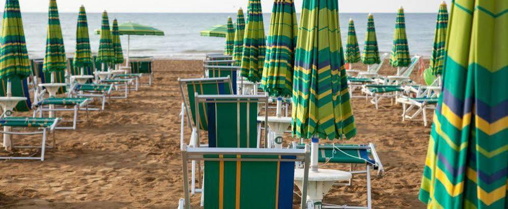 Hotel Danubio Lido di Jesolo Exterior photo